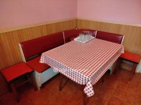 Eladó családi ház, Pécsett 52 M Ft, 3 szobás