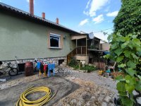Eladó családi ház, Kónyon 52 M Ft, 3 szobás