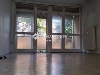 Eladó panellakás, Pécsett 40.6 M Ft, 2 szobás