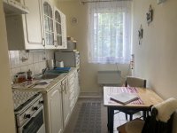 Eladó panellakás, Komáromban 39 M Ft, 2 szobás