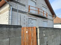 Eladó családi ház, Vecsésen 108.9 M Ft, 5 szobás