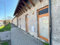 Eladó üzlethelyiség, Mosonmagyaróváron 66.69 M Ft