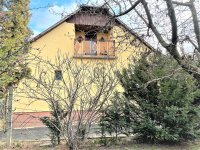Eladó családi ház, Mogyoródon 72 M Ft, 6 szobás