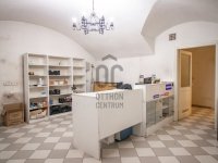 Eladó üzlethelyiség, VI. kerületben 25 M Ft