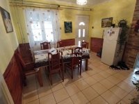 Eladó családi ház, Farmoson 32.5 M Ft, 4 szobás