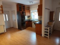 Kiadó családi ház, albérlet, Kecskeméten 299 E Ft / hó