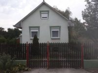 Eladó családi ház, Csemőn 28.9 M Ft, 3 szobás