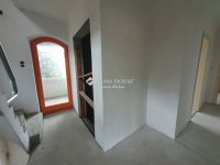 Eladó családi ház, II. kerületben 350 M Ft, 5 szobás