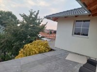 Eladó családi ház, Szigetszentmiklóson 200 M Ft, 8 szobás