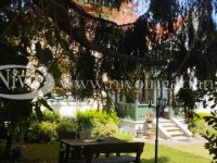Eladó hotel, Veszprémben 350 M Ft, 10 szobás
