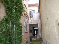 Eladó családi ház, Kőszegen 149 M Ft, 10 szobás