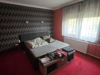 Eladó családi ház, Vecsésen 84.5 M Ft, 4 szobás