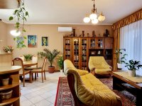 Eladó családi ház, Budaörsön 219.9 M Ft, 4+1 szobás
