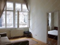 Kiadó téglalakás, albérlet, V. kerületben, Váci utcában