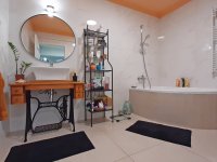 Eladó téglalakás, Sopronban 65 M Ft, 3 szobás