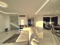Eladó családi ház, Szentendrén 349.9 M Ft, 5 szobás