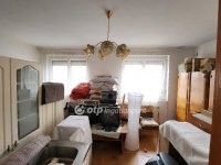 Eladó családi ház, Szegeden 84.3 M Ft, 3 szobás