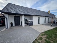 Eladó családi ház, Tápióbicskén 606 M Ft, 5 szobás