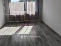 Eladó panellakás, Budapesten, III. kerületben 66.5 M Ft