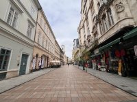 Eladó téglalakás, V. kerületben 53 M Ft, 1 szobás