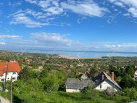 Eladó családi ház, Balatonfüreden 340 M Ft, 7 szobás