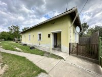 Eladó családi ház, Kisújszálláson 8.99 M Ft, 3 szobás