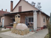 Eladó családi ház, Nagykőrösön 63.8 M Ft, 2 szobás