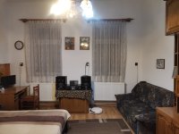 Eladó családi ház, Egerben 108 M Ft, 5 szobás