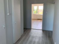 Eladó panellakás, Egerben 35.9 M Ft, 2 szobás