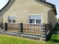 Eladó családi ház, Barcson 18 M Ft, 3 szobás