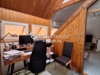 Eladó családi ház, Pécsett 135 M Ft, 4 szobás