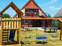 Eladó családi ház, Balatonlelleén 89.9 M Ft, 6 szobás