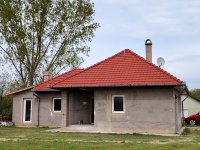 Eladó családi ház, Csemőn 45 M Ft, 3 szobás