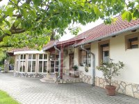 Eladó családi ház, Szaporcán 99 M Ft, 4 szobás