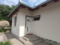 Eladó családi ház, Nagyvenyimen 95 M Ft, 5 szobás
