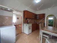 Eladó családi ház, Komáromban 49 M Ft, 3 szobás