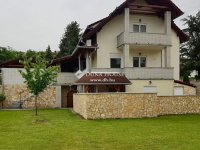 Eladó családi ház, Pogányon 94.94 M Ft, 6 szobás