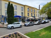 Eladó hotel, Komlón 100 M Ft / költözzbe.hu