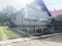 Eladó családi ház, Bicskén 69.9 M Ft, 4 szobás