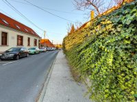 Eladó családi ház, Tatán 93 M Ft, 3 szobás