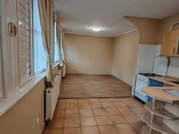 Kiadó téglalakás, albérlet, Cegléden 160 E Ft / hó, 2 szobás