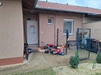 Eladó ikerház, Bocskaikerten 107 M Ft, 3 szobás
