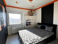 Eladó családi ház, Monorierdőn 89.9 M Ft, 9 szobás
