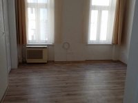 Kiadó téglalakás, albérlet, XIII. kerületben, Radnóti Miklós utcában