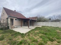 Eladó családi ház, Csurgón 52 M Ft, 4+2 szobás