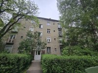 Eladó téglalakás, Komlón 9.9 M Ft, 2 szobás