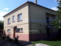 Eladó családi ház, Szegeden, Magyar utcában 79 M Ft, 6 szobás