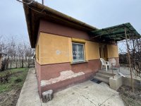 Eladó családi ház, Kecskeméten 34.5 M Ft, 2 szobás