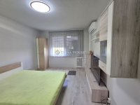 Eladó panellakás, Debrecenben 39.9 M Ft, 2 szobás