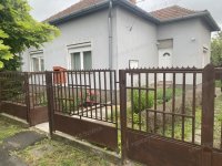 Eladó családi ház, Törökszentmiklóson 28.5 M Ft, 3 szobás
